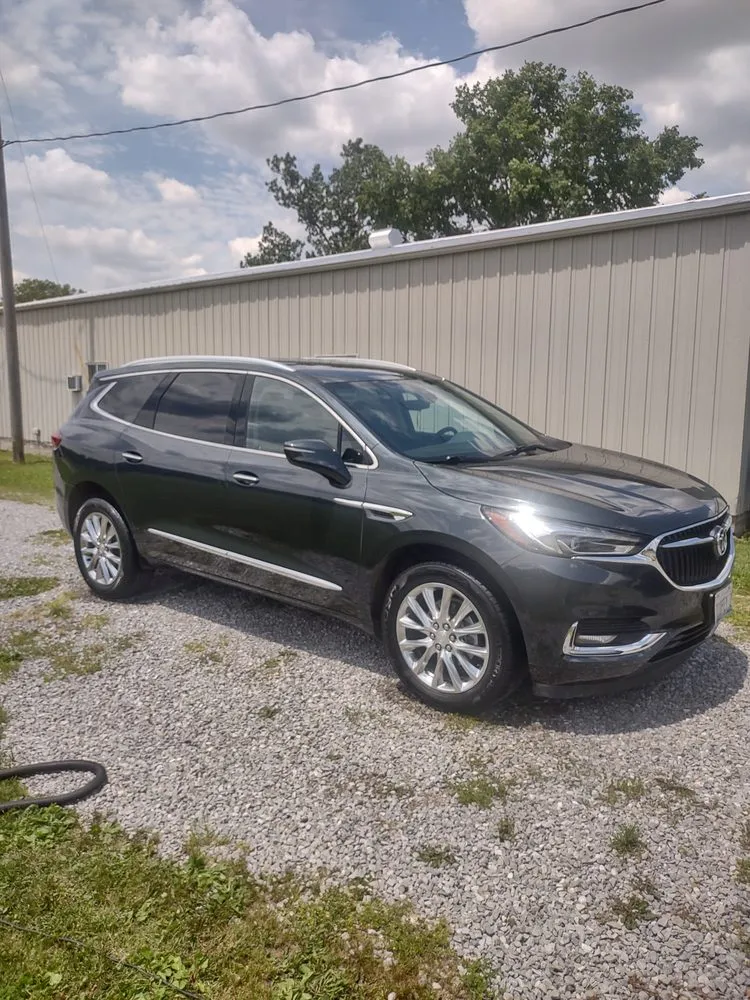 Expert yard maintenance near you across Fairfield, IL - B&B Lawn Care & Auto Detail