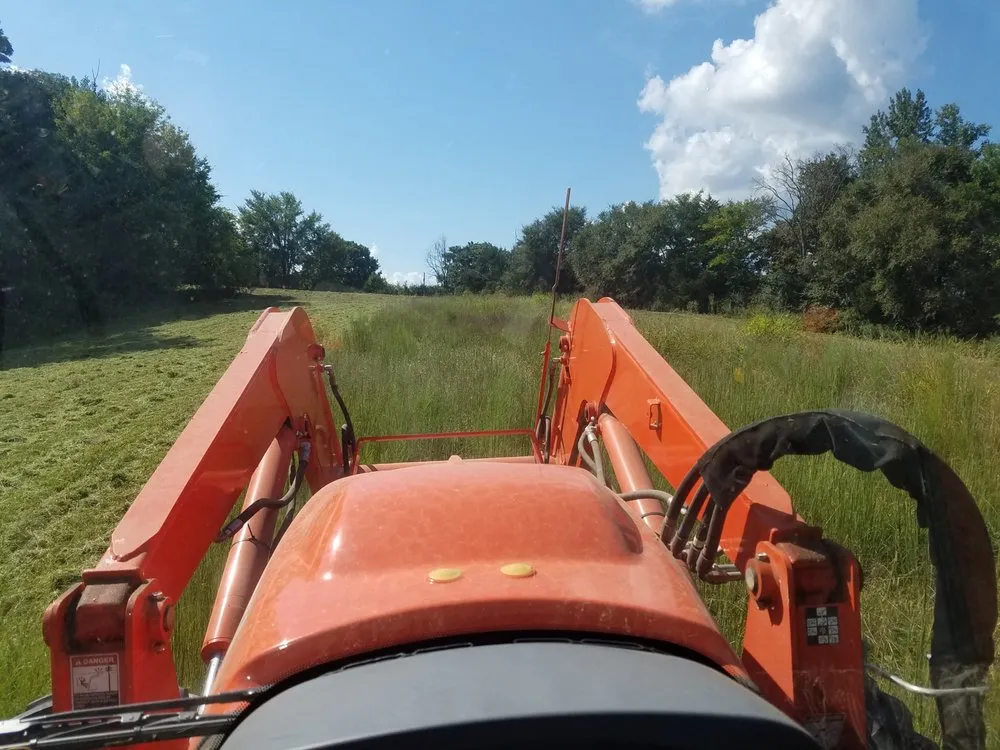 Custom outdoor landscaping in Lexington, AL - B&B Lawn Care & Land Maintenance