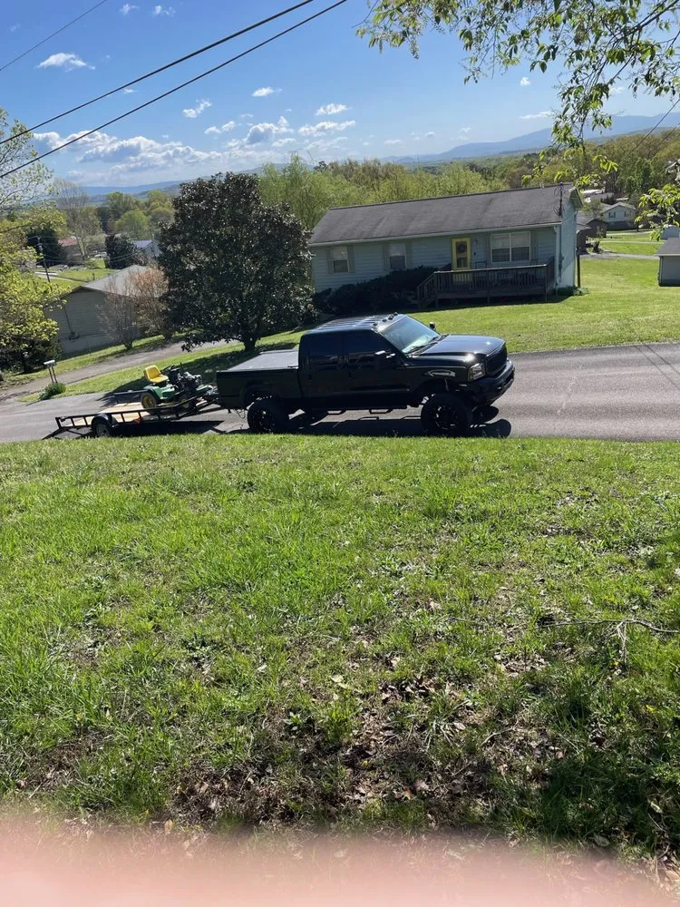 Reliable lawn mowing service in Benton, TN - B&B Lawn Care