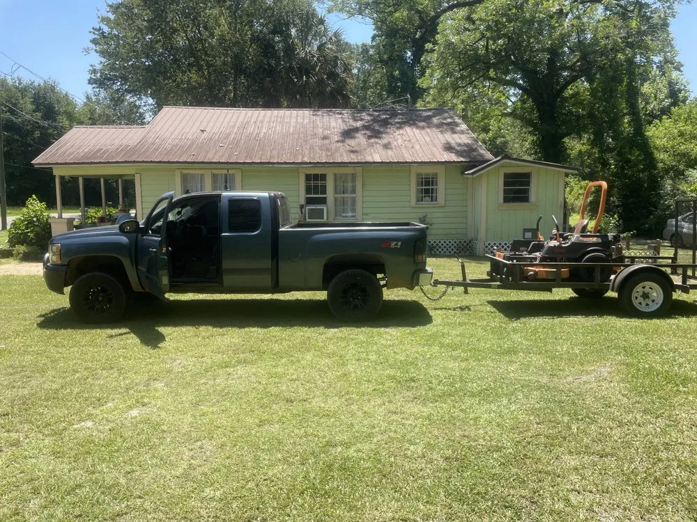 Expert garden landscaping in Brewton, AL by B&B Lawn Care