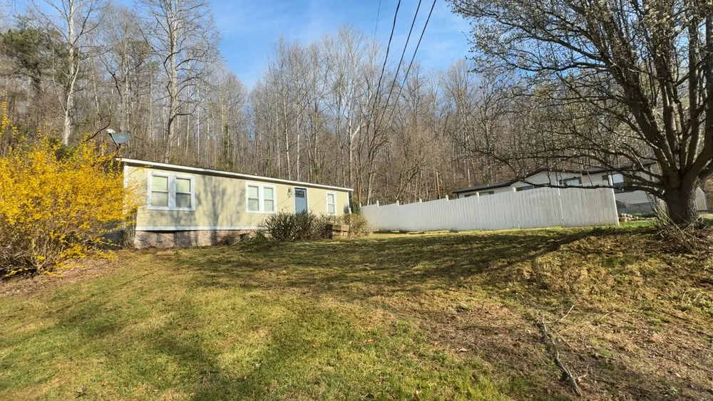 Affordable outdoor landscaping in Grayson, KY - B&B Lawn Care