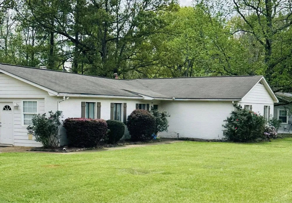 Professional outdoor landscaping experts serving La Fayette, AL - B&B Lawn Services