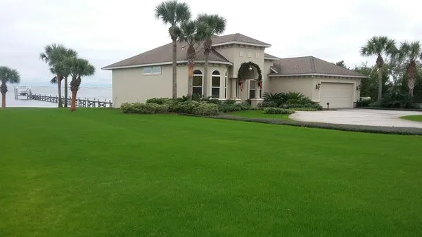 B&B Lawn Services Logo