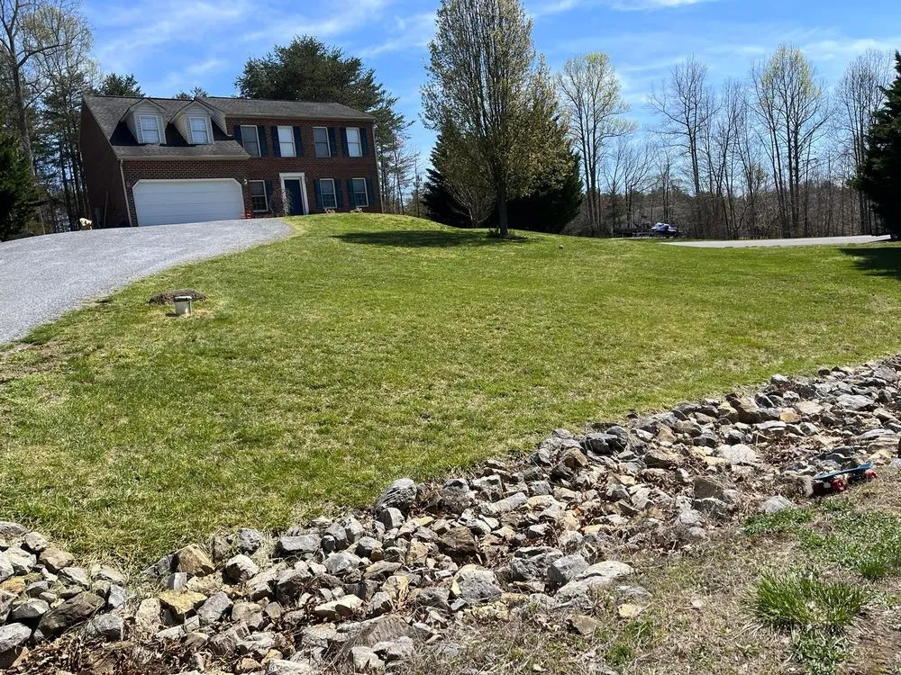 Trusted lawn care service in Rocky Mount, VA - B&B Lawn Services