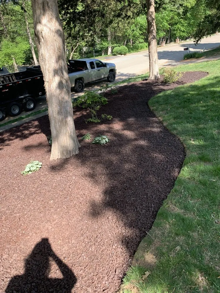 Affordable yard cleanup service for beautiful yards in Jefferson City, MO by B&B Outdoors