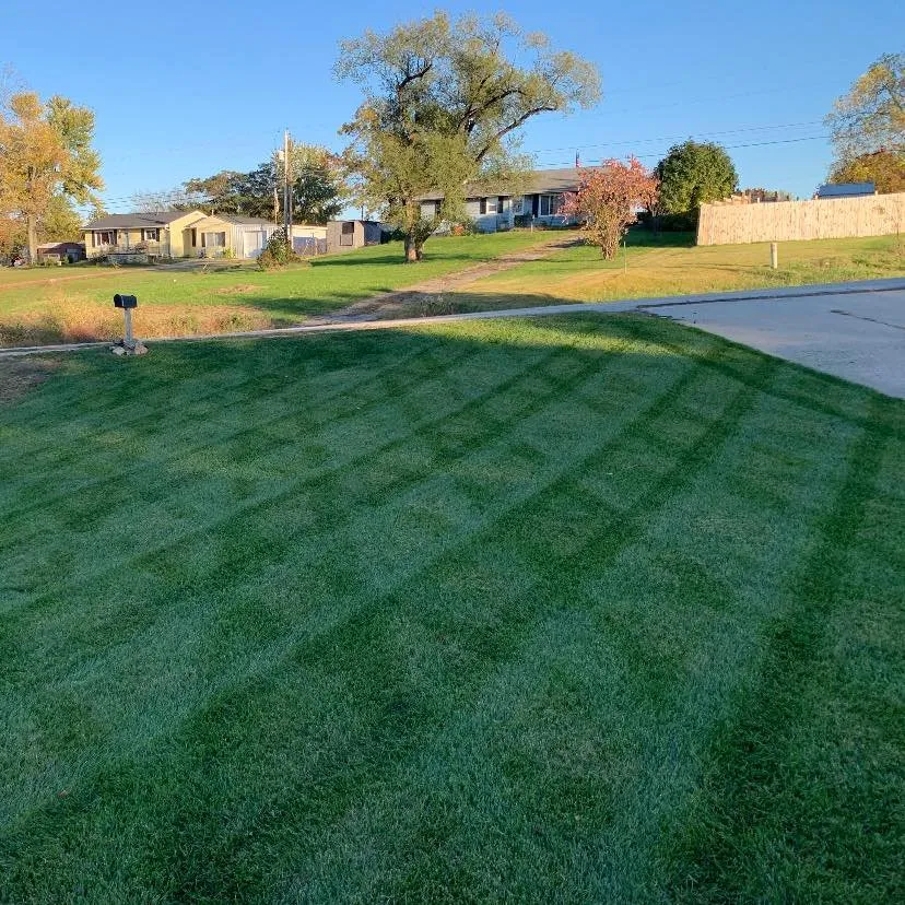 Top-rated residential landscaping in Jefferson City, MO - B&B Outdoors