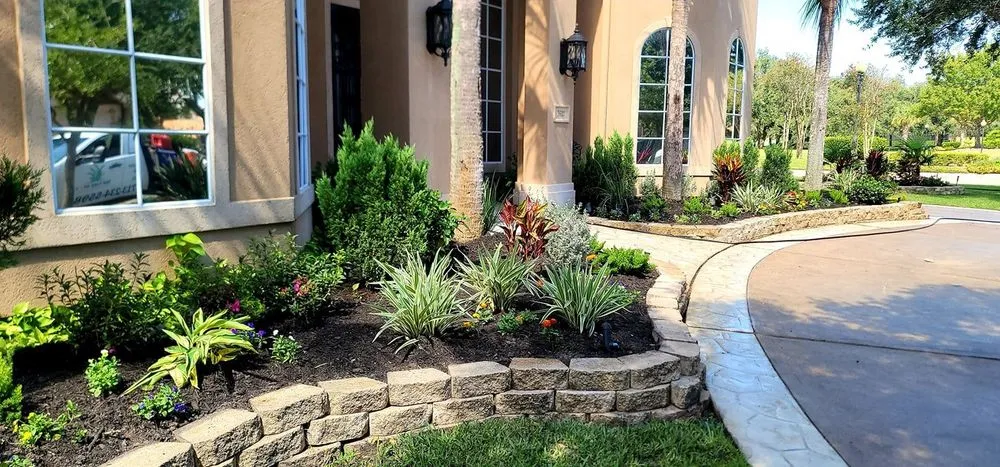 Top-rated lawn care service for year-round maintenance in Houston, TX by B&B Turf Pros