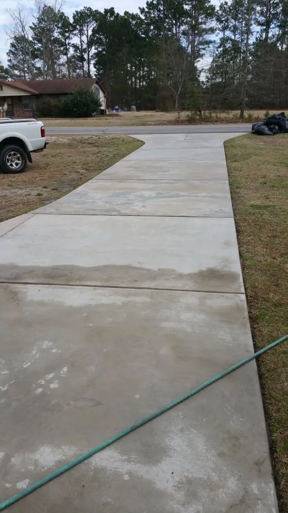 Affordable garden landscaping in Hope Mills, NC by BB&C Lawn Care & Pressure Washing