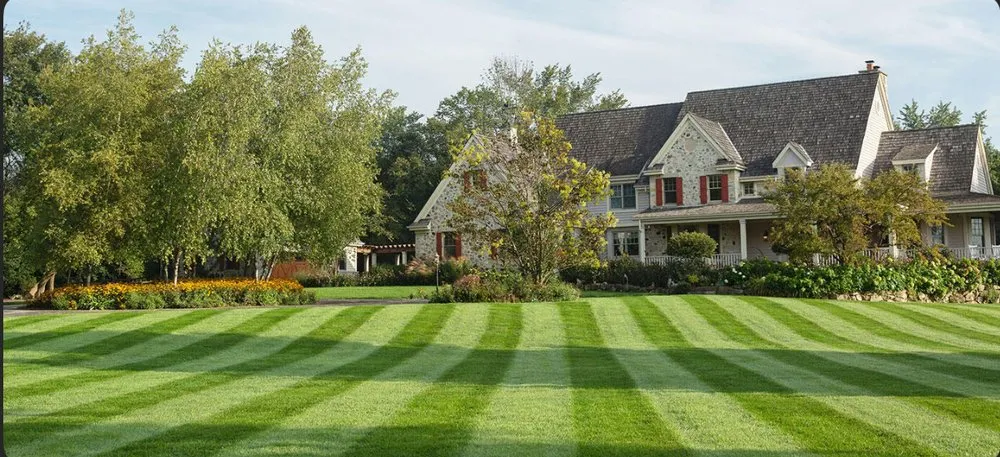 Professional landscaping services experts serving Nicholasville, KY - BBN Lawn Care