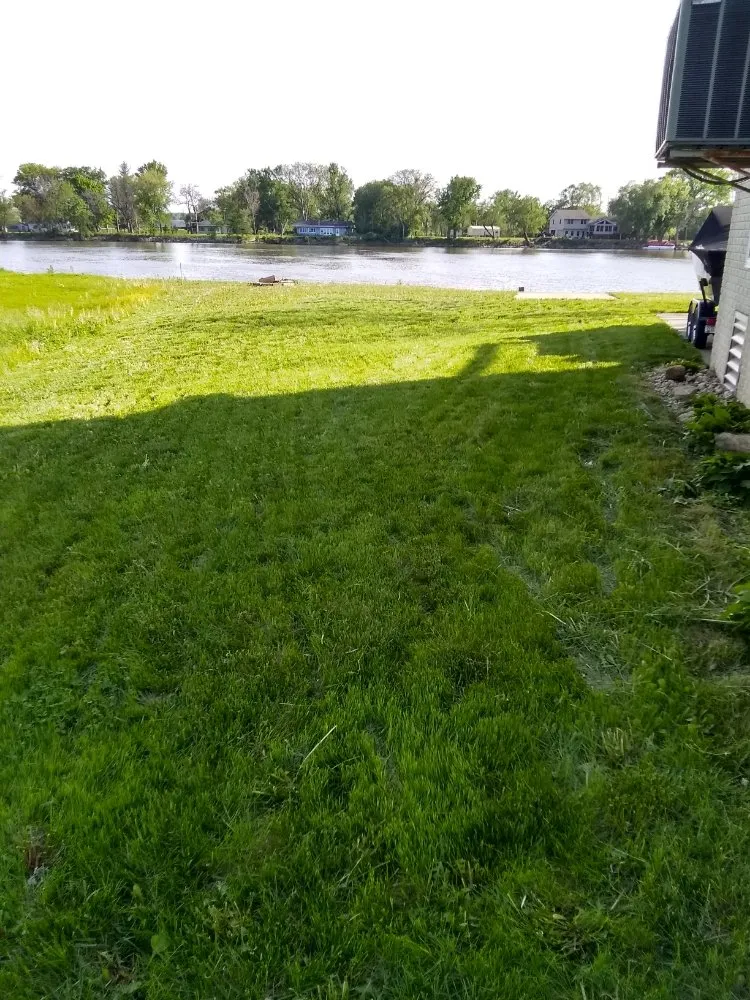 Expert yard maintenance experts serving Rock Island, IL - BBN Lawn Service