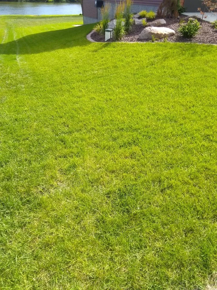 Trusted garden landscaping experts serving Rock Island, IL - BBN Lawn Service