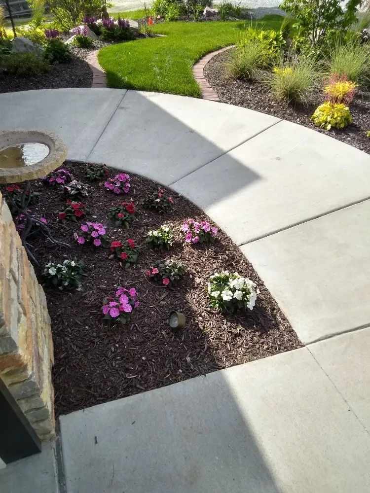 Trusted lawn mowing service experts serving Rock Island, IL - BBN Lawn Service