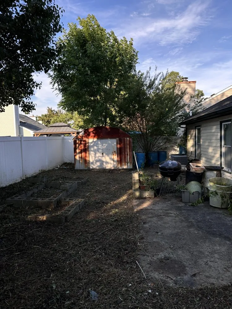 Local yard maintenance in Chesapeake, VA - BB’s Backyard & Beyond