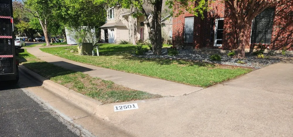 Affordable lawn mowing service experts serving Round Rock, TX - BBS Landscaping