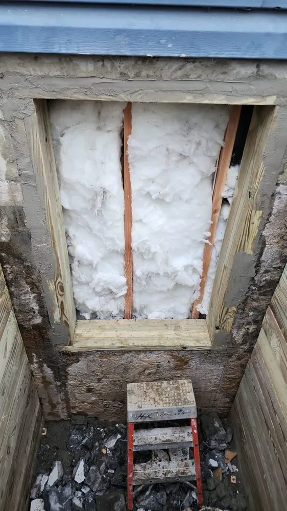 Professional lawn mowing service experts serving East Hampton, NY - B&C Carpentry & Landscaping