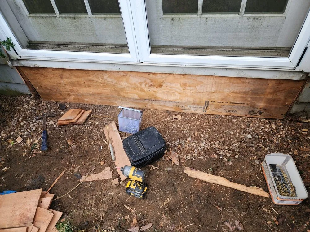 Top-rated yard maintenance in East Hampton, NY by B&C Carpentry & Landscaping