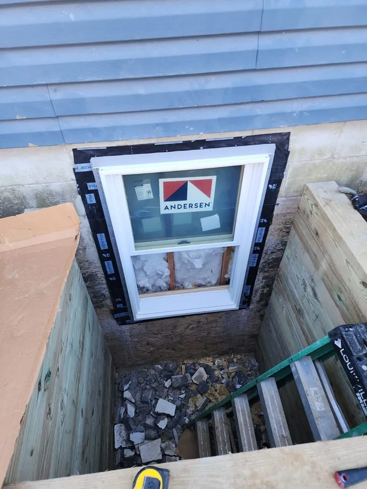 Reliable lawn mowing service in East Hampton, NY - B&C Carpentry & Landscaping