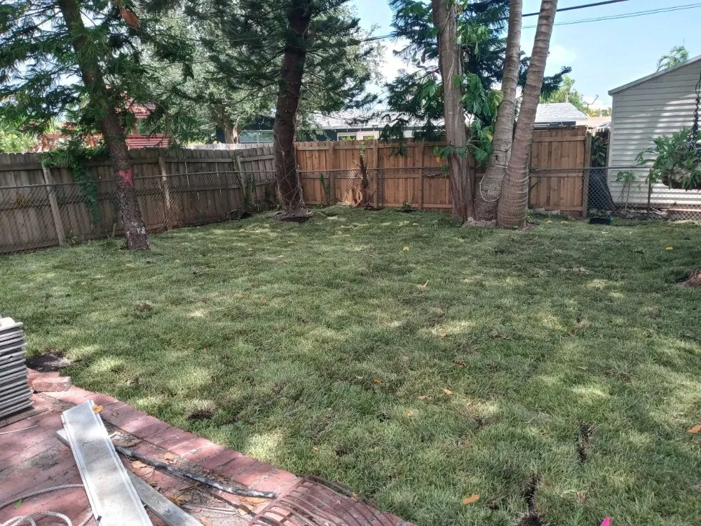 Custom garden landscaping in Oakland Park, FL - B&C Exotic Landscaping