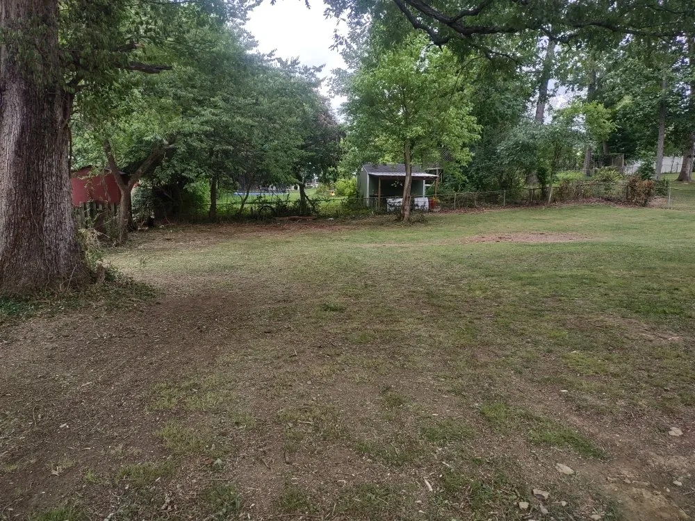 Reliable residential landscaping experts serving Knoxville, TN - B&C Lawn Care