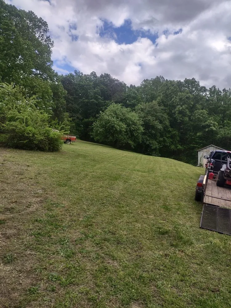 Reliable residential landscaping for year-round maintenance in Knoxville, TN by B&C Lawn Care