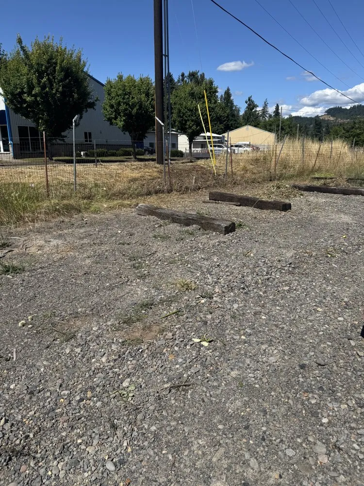 Local landscaping services in Eugene, OR by B&C Pressure Wash & Landscaping