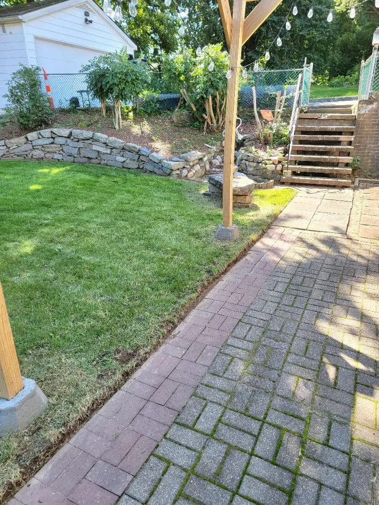 Top-rated yard maintenance for residential properties in East Hartford, CT by BCC Enterprise