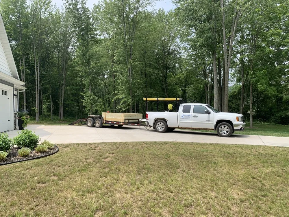 Trusted yard cleanup service for residential properties in Chesaning, MI by B.C.Details