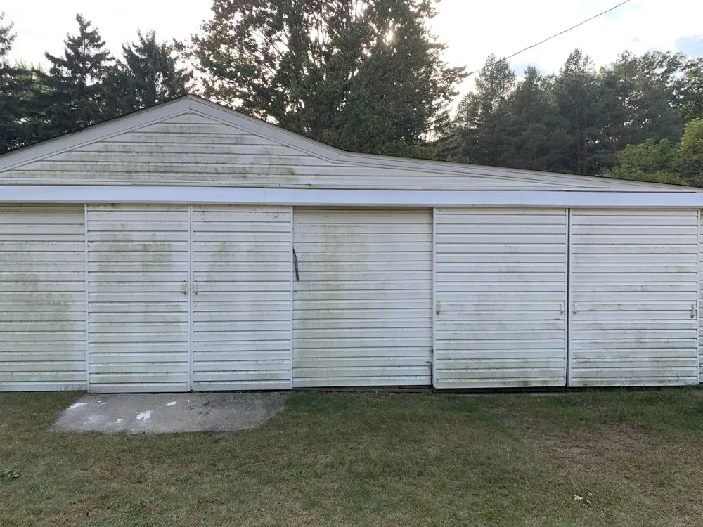 Expert lawn mowing service in Chesaning, MI - B.C.Details