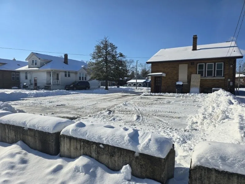 Trusted outdoor landscaping in New Athens, IL by B&D Land Management