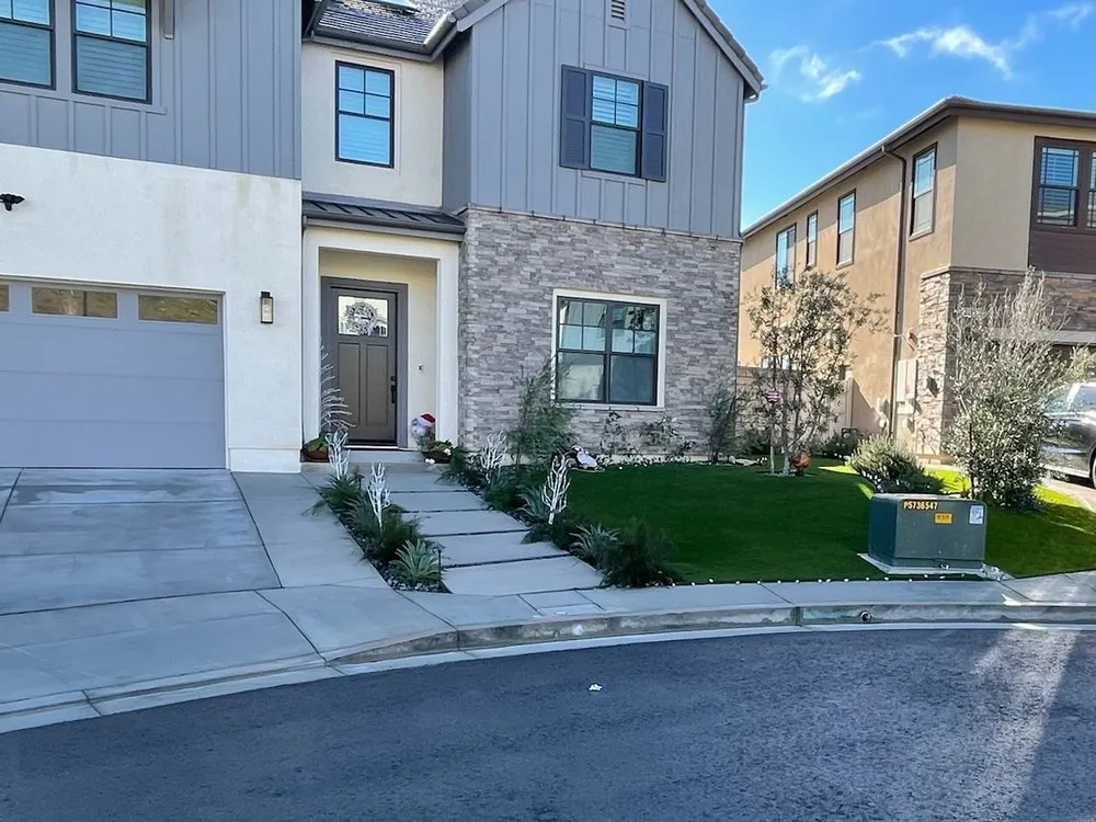 Local lawn mowing service in Oxnard, CA by B&D Landscaping