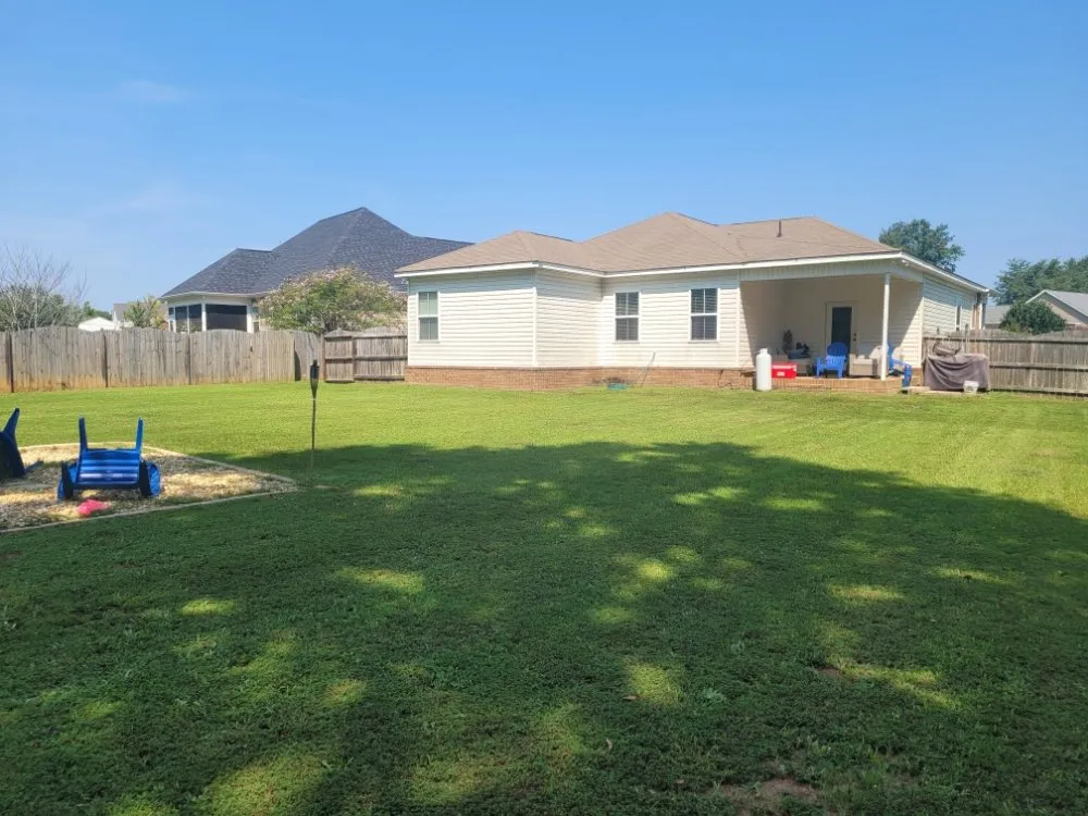 Custom yard cleanup service near you in Warner Robins, GA by BD Lawn Service