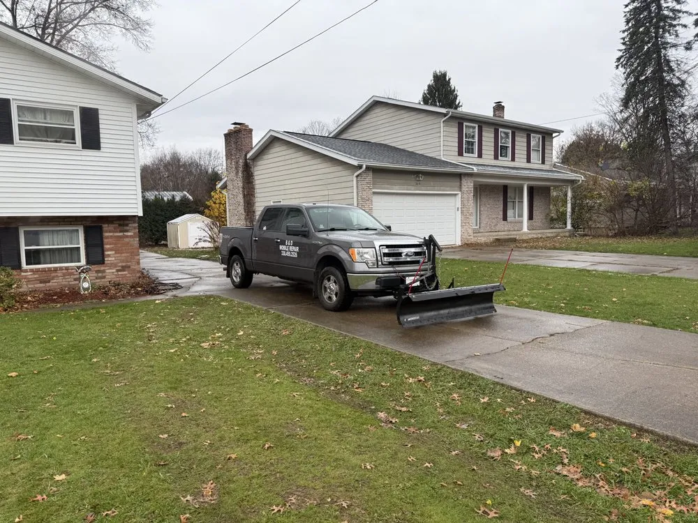 Local residential landscaping for year-round maintenance in Fairlawn, OH by B&D Mobile Repair