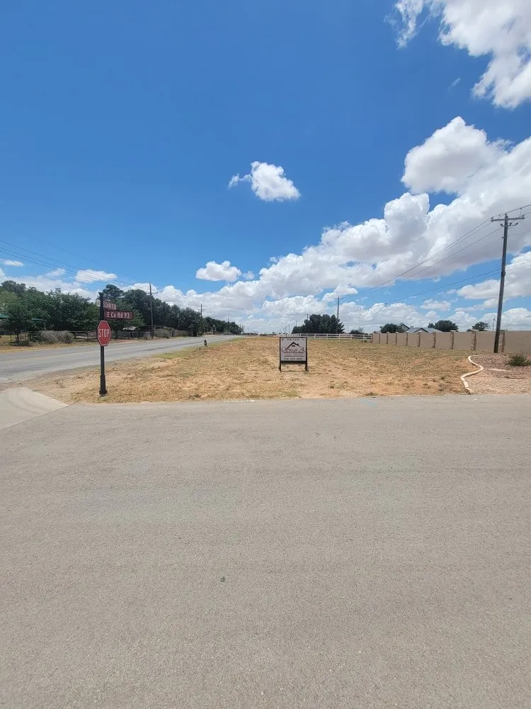 Reliable residential landscaping experts serving Odessa, TX - B&D Property Management