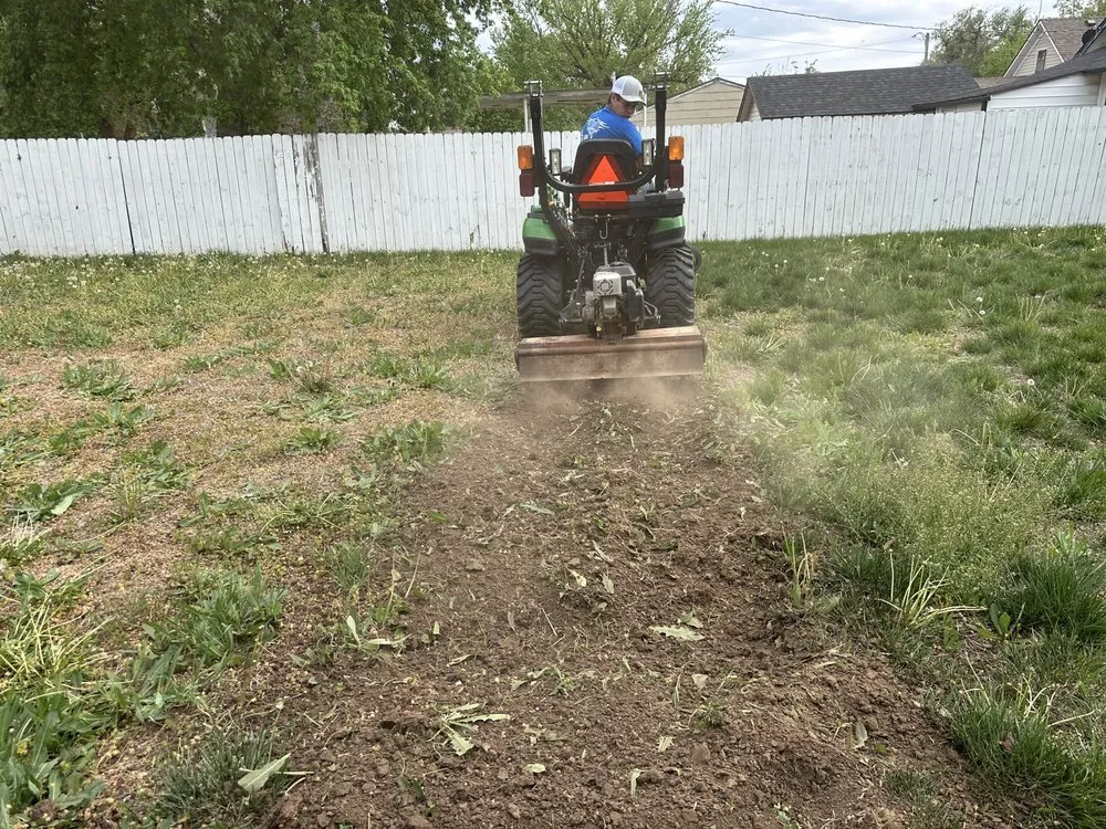 Top-rated lawn mowing service in Hutchinson, KS by B&D Services