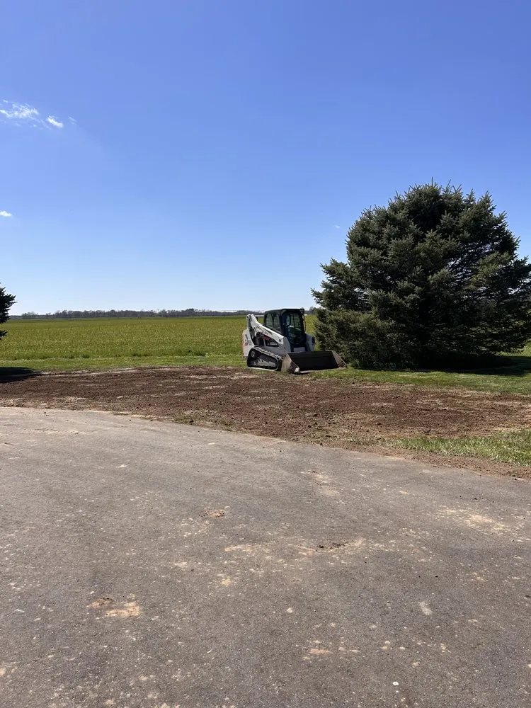 Top-rated landscape design experts serving Lawton, MI - B&E Excavating