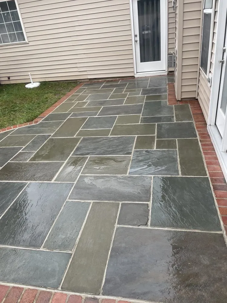 Professional lawn care service experts serving Ashburn, VA - Be Landscaped