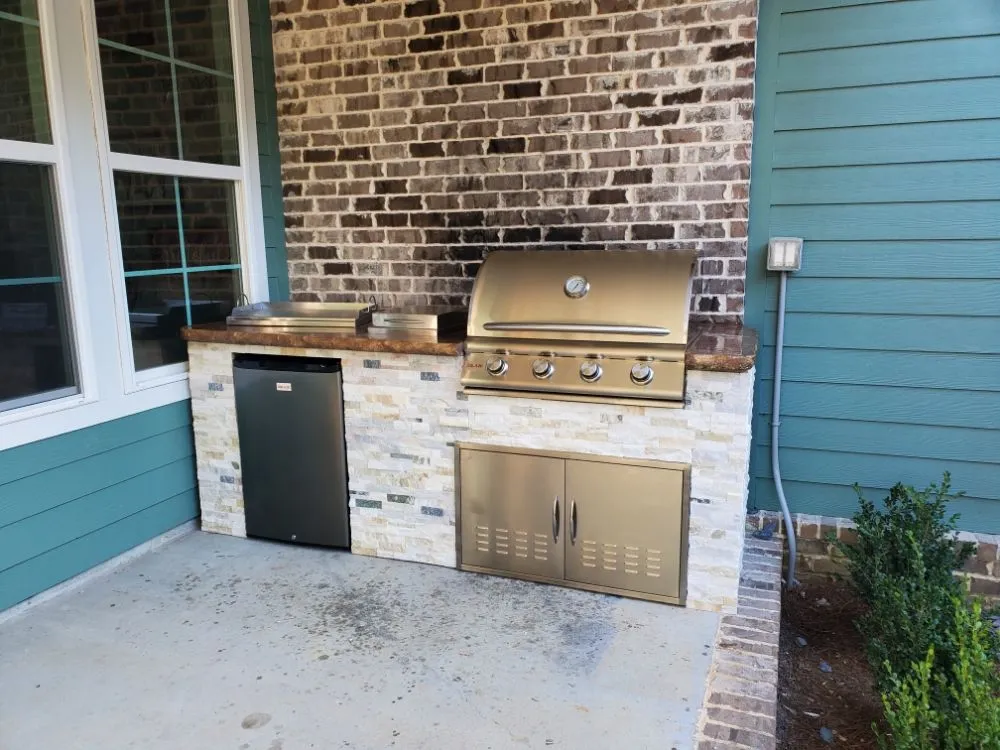 Custom yard maintenance for residential properties across Vancleave, MS - Bea-utiful Backyards