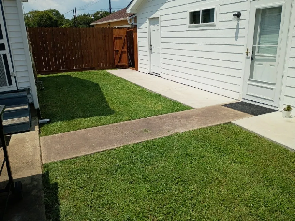 Professional lawn mowing service in Freeport, TX by Beach Boyz Lawn Care