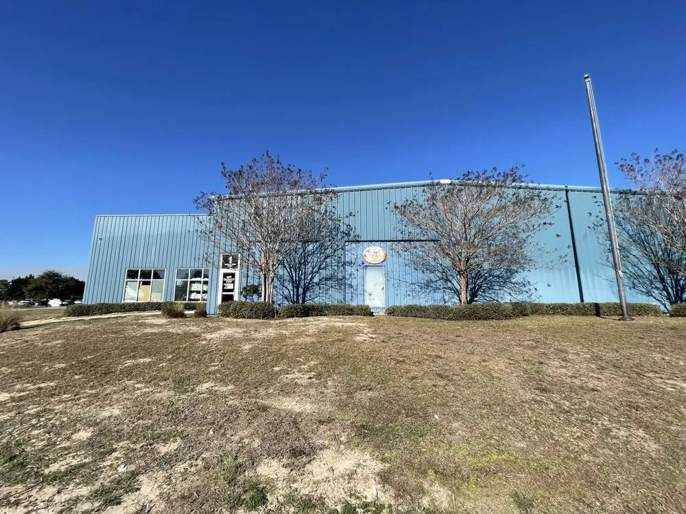 Top-rated yard cleanup service in Panama City, FL by Beach Complete