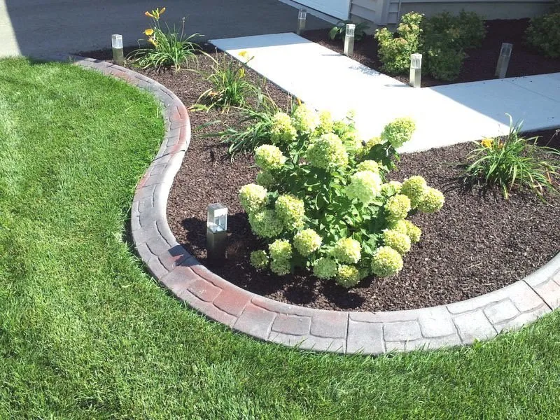 Top-rated garden landscaping in Palm Coast, FL - Beach Front Curbing