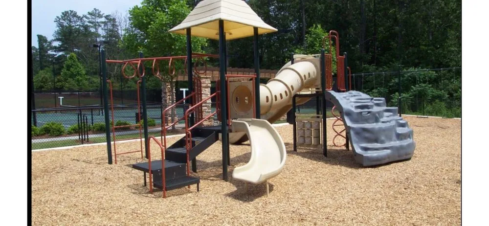 Affordable yard maintenance in Galivants Ferry, SC by Beach Mulch