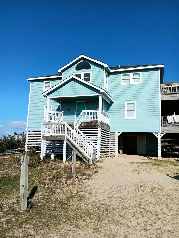 Expert landscape design in Kitty Hawk, NC by Beach Vibes Obx Painting