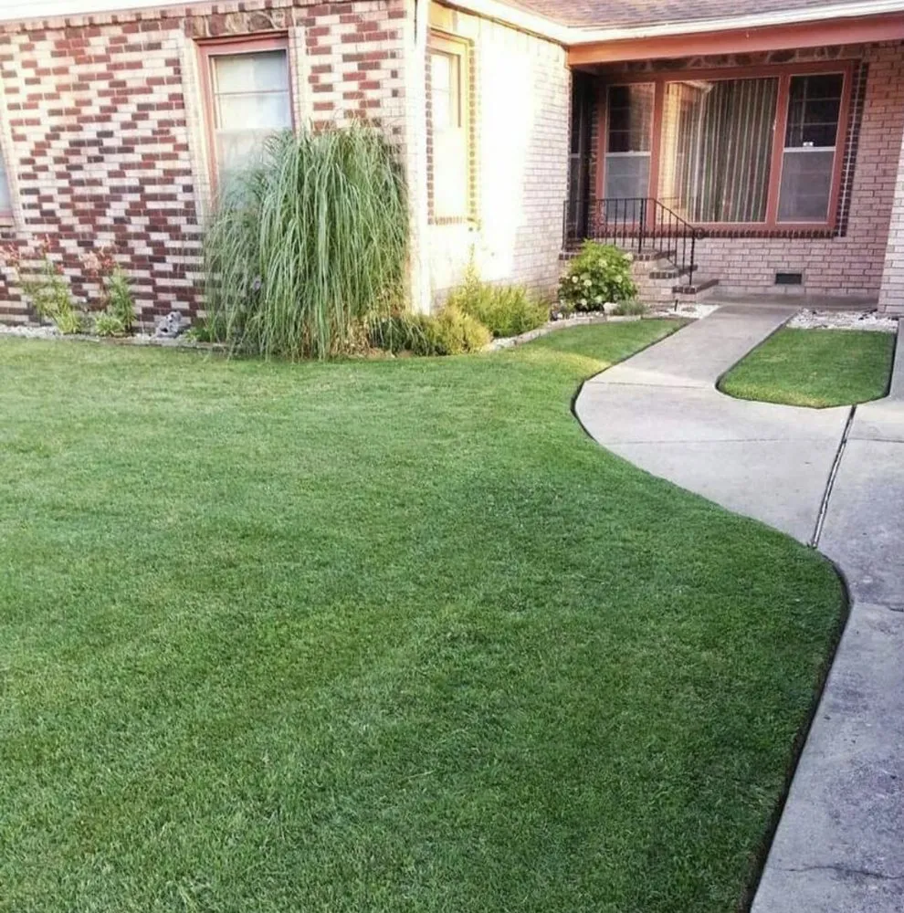 Expert garden landscaping in Riverdale, GA by Beacon Community Solutions