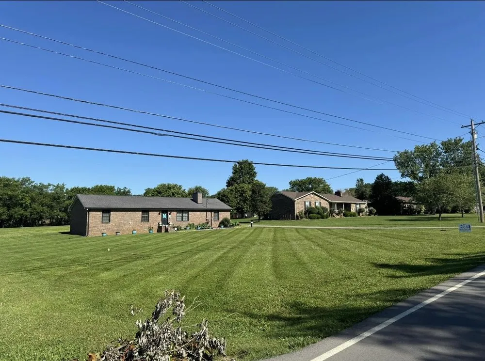 Professional outdoor landscaping in Lebanon, TN by Beal Lawn Care