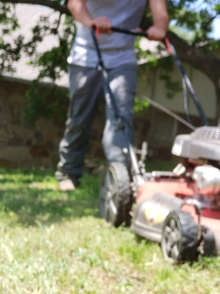 Expert yard maintenance experts serving Sand Springs, OK - Beallphase Landscaping
