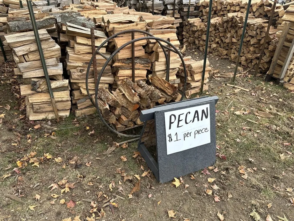 Professional residential landscaping experts serving Evansville, IN - Bean's Landscape Plus