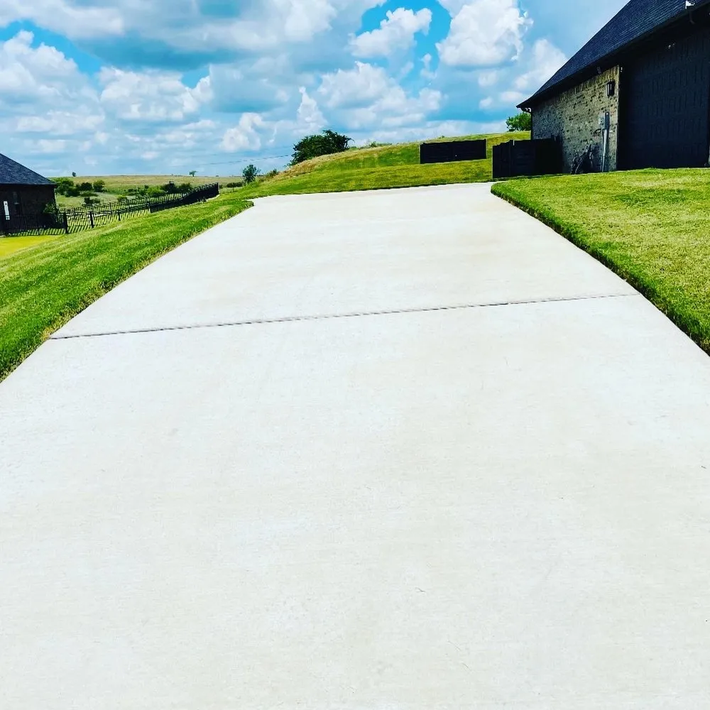 Reliable landscape design experts serving Benbrook, TX - Bearcat Lawn Care LLC