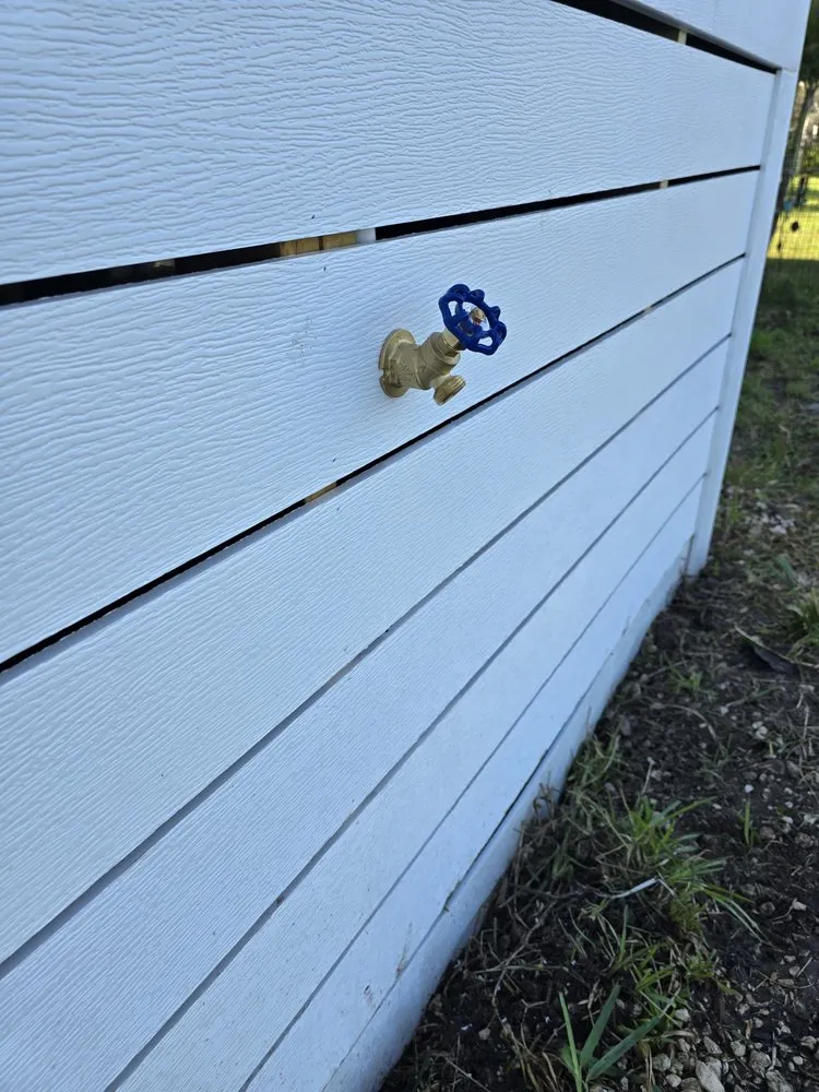 Custom yard cleanup service for residential properties in Cocoa, FL by Bearded Bandito’s All Exterior Services