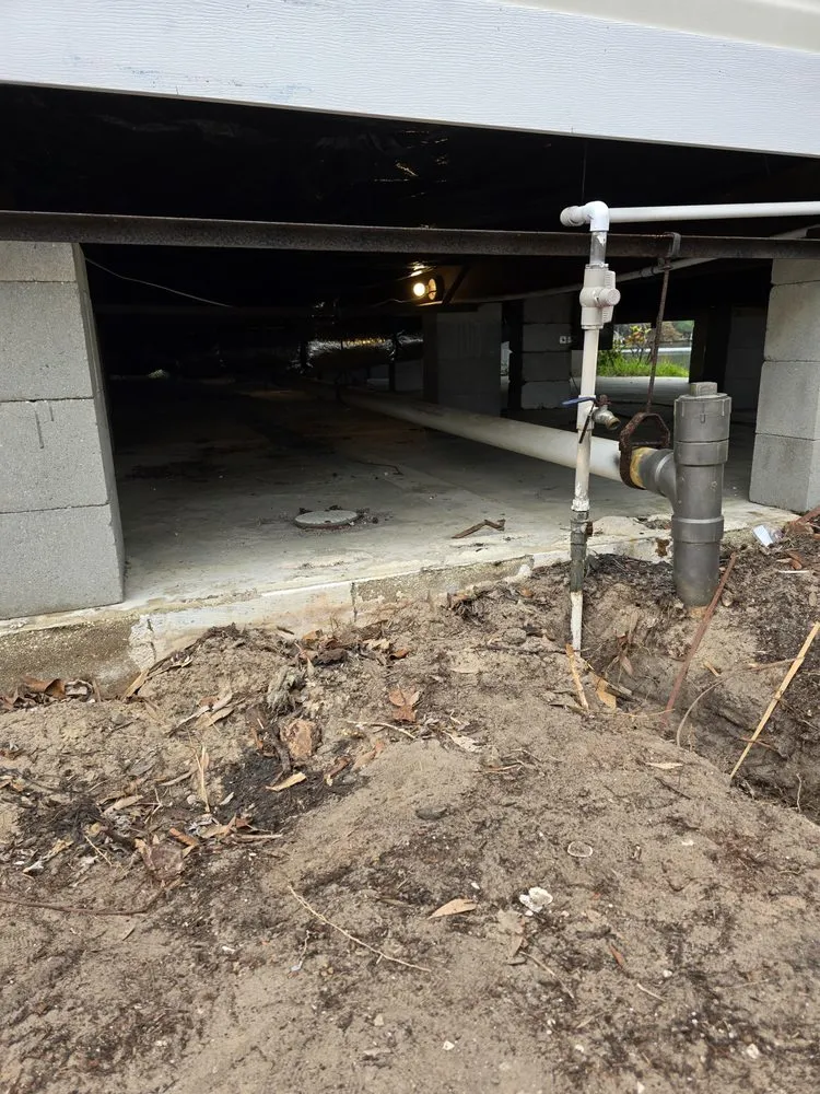 Custom yard cleanup service for beautiful yards across Cocoa, FL - Bearded Bandito’s All Exterior Services