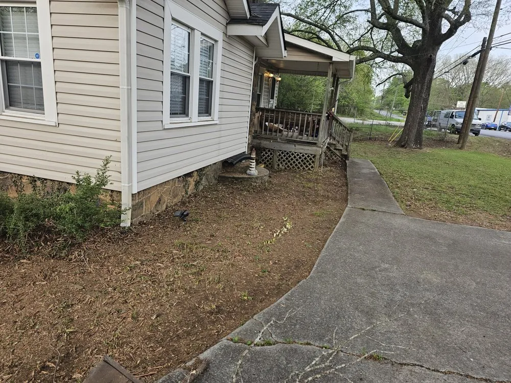 Top-rated yard cleanup service for year-round maintenance across Rome, GA - Beards Lawncare